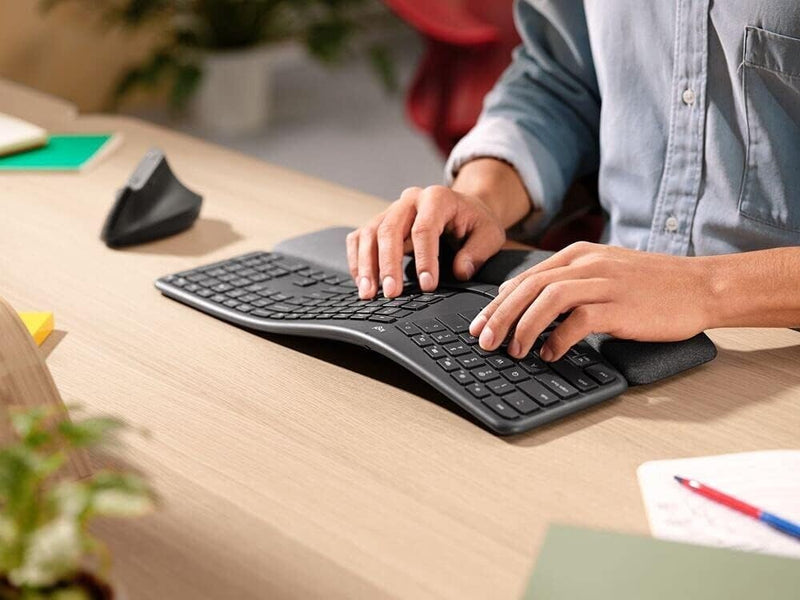 Logitech K860 Ergonomische Kabellose Tastatur QWERTZ (DE-Layout) NV1